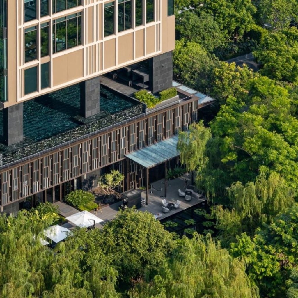 Kimpton Maa-Lai Bangkok infinity pool — best-value luxury hotel for solo travellers