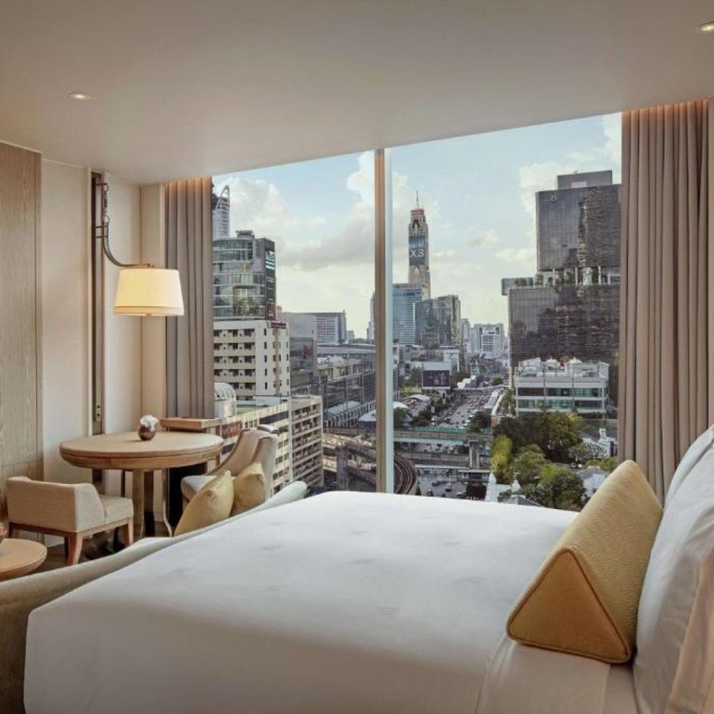 Waldorf Astoria Bangkok interior bedroom
